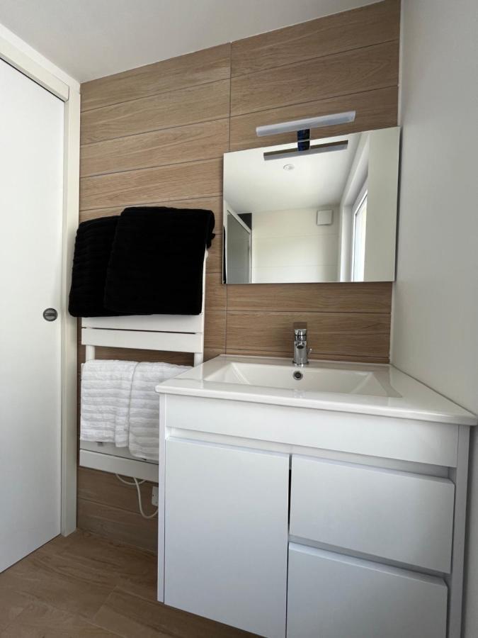Maison De Charme Avec Jacuzzi - Bretagne / איל דה בה מראה חיצוני תמונה